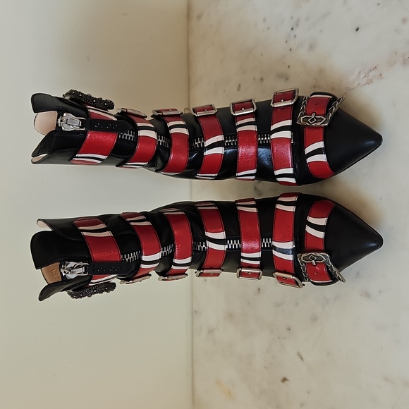 GUCCI: Black and Red Striped Buckle Ankle Boots - Picture 2 of 9